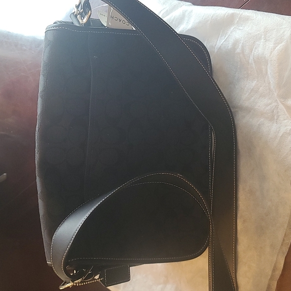 Vintage with Tags!! Coach Stunning Black Signature Saddle Bag!!! - Picture 5 of 14